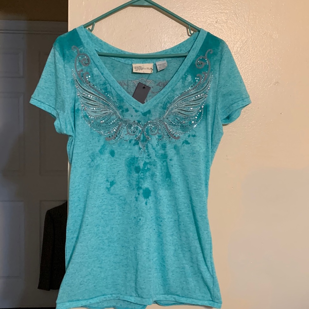 Miss Me size large tee